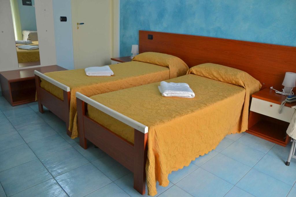 Megaron Hotel Поццалло Номер фото
